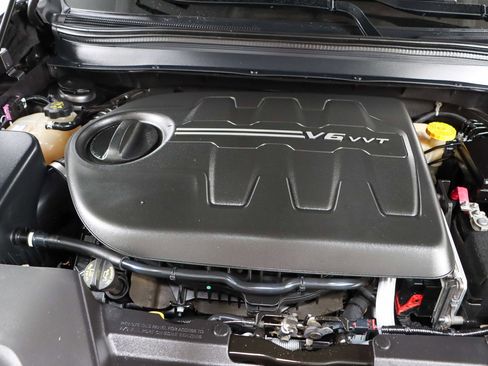Used 2015 Jeep Cherokee Limited AWD/4WD image 29