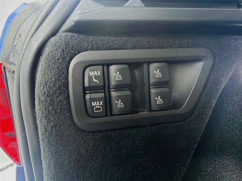 Used 2021 BMW X7 xDrive40i w/ Premium Package image 25