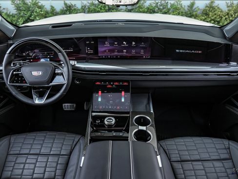 Used 2025 Cadillac Escalade V w/ LPO, Floor Liner Package image 30