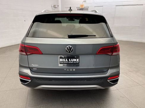 Used 2024 Volkswagen Taos SE image 6