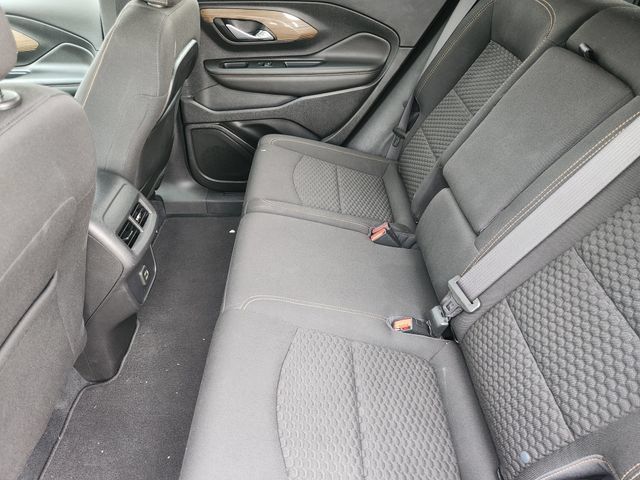 Used 2021 GMC Terrain SLE FWD image 30