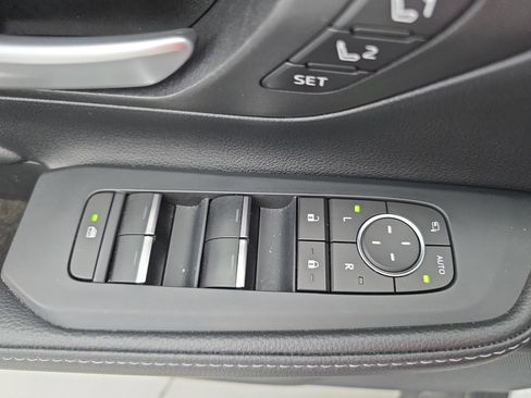 Used 2024 Toyota Grand Highlander Platinum image 28