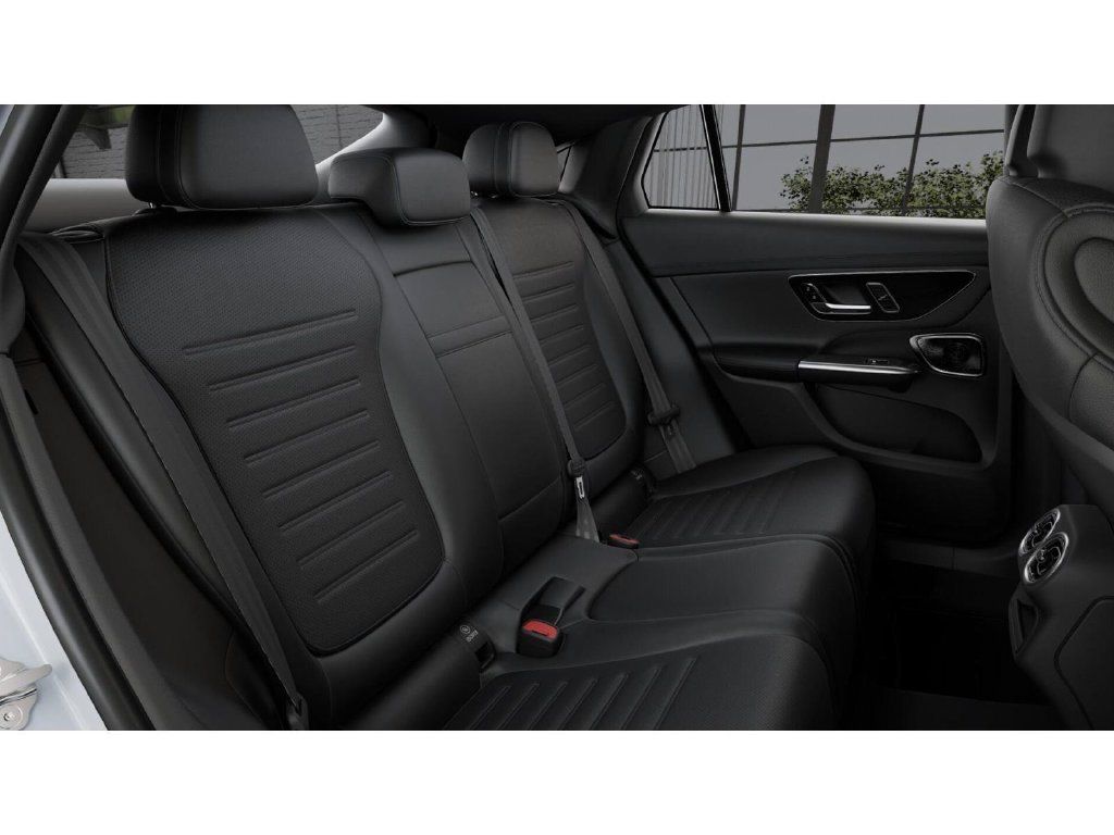 New 2026 Mercedes-Benz GLC 300 4MATIC image 5