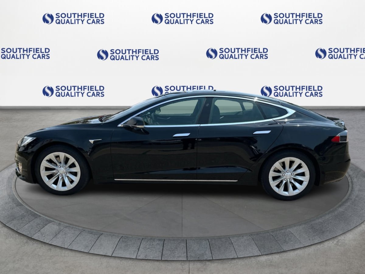 Used 2019 Tesla Model S Standard Range AWD/4WD image 3