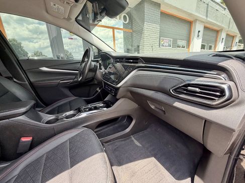 Used 2023 Chevrolet Bolt EUV Premier w/ Redline Edition FWD image 28