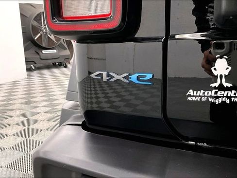 Used 2025 Jeep Wrangler Unlimited Sport S 4xe image 9