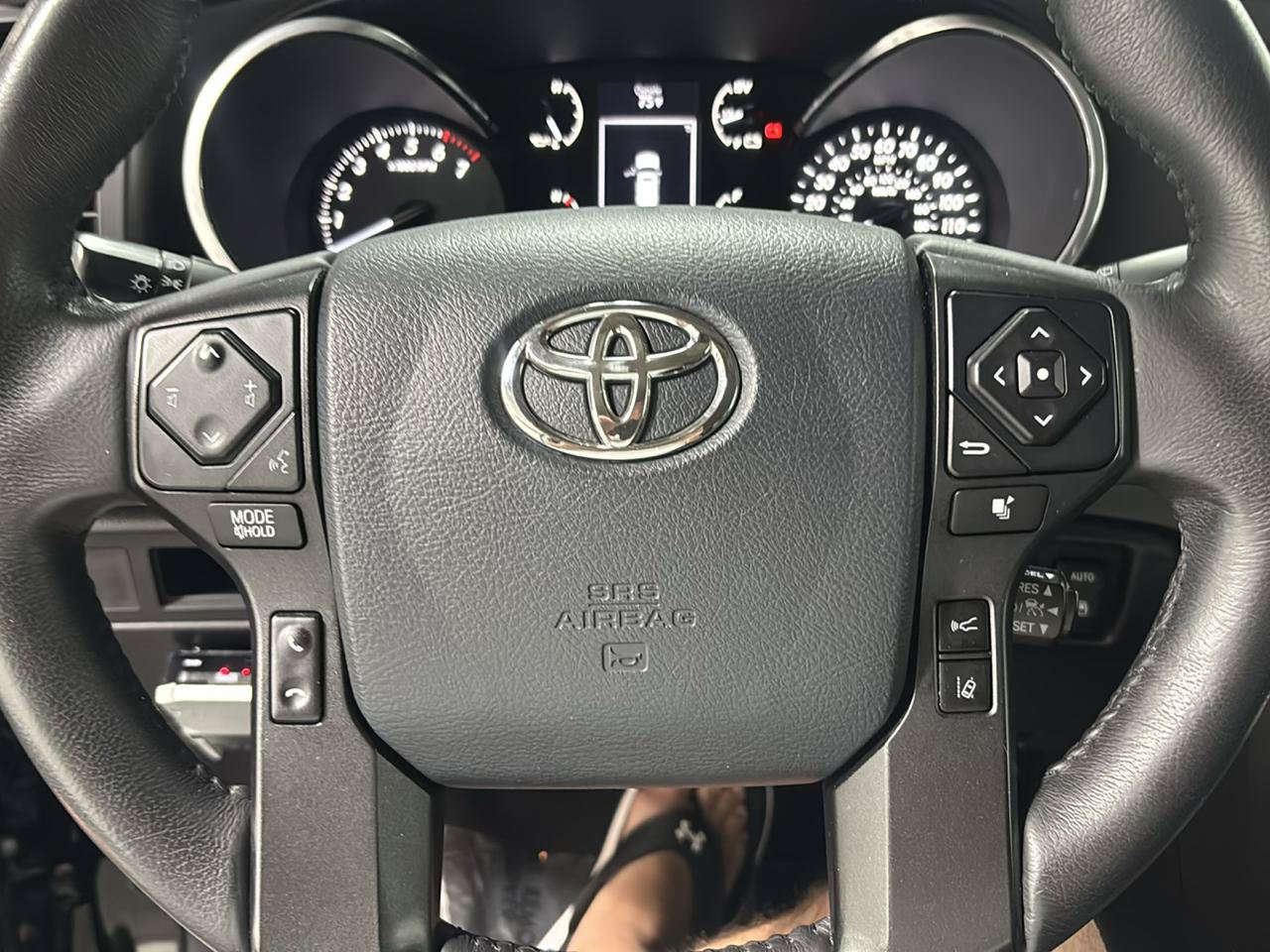 Used 2019 Toyota Sequoia TRD Sport w/ TRD Sport Premium Package AWD/4WD image 28