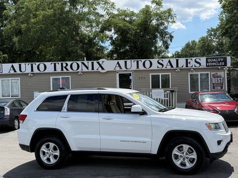 Used 2014 Jeep Grand Cherokee Laredo w/ Quick Order Package 23E AWD/4WD image 1