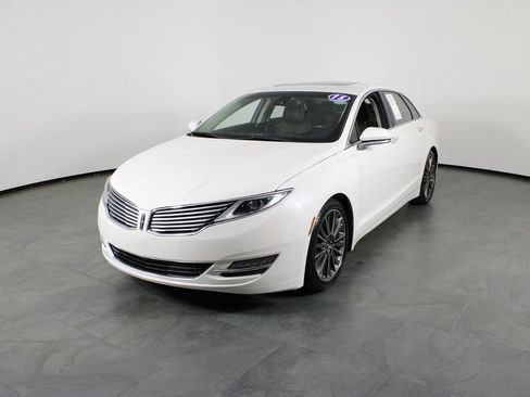 Used 2015 Lincoln MKZ w/ Equipment Group 102A Reserve image 2