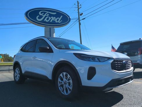 New 2026 Ford Escape Active w/ Tech Pack #1 image 2