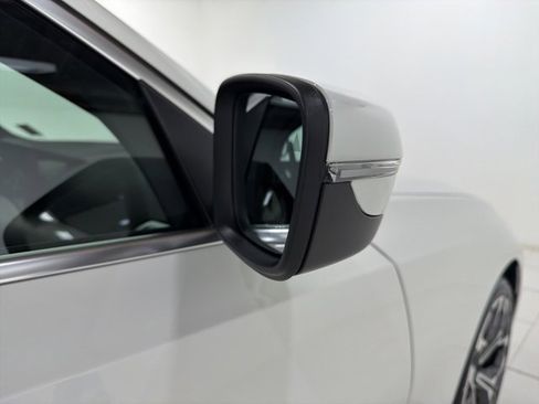 Used 2025 BMW 330i xDrive Sedan w/ Convenience Package image 26