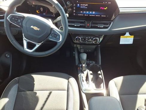 New 2026 Chevrolet TrailBlazer LT w/ Convenience Package AWD/4WD image 12