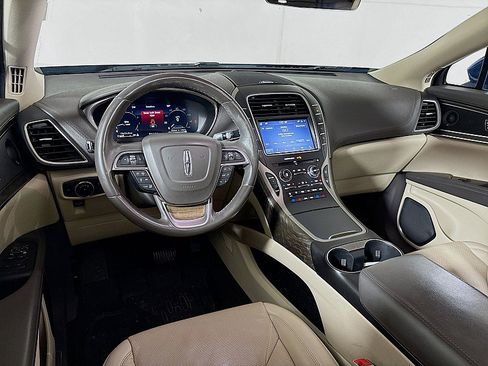 Used 2020 Lincoln Nautilus Reserve w/ Equipment Group 201A AWD/4WD image 25