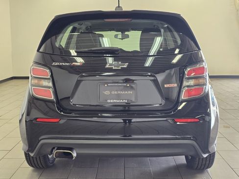 Used 2020 Chevrolet Sonic LT FWD image 12
