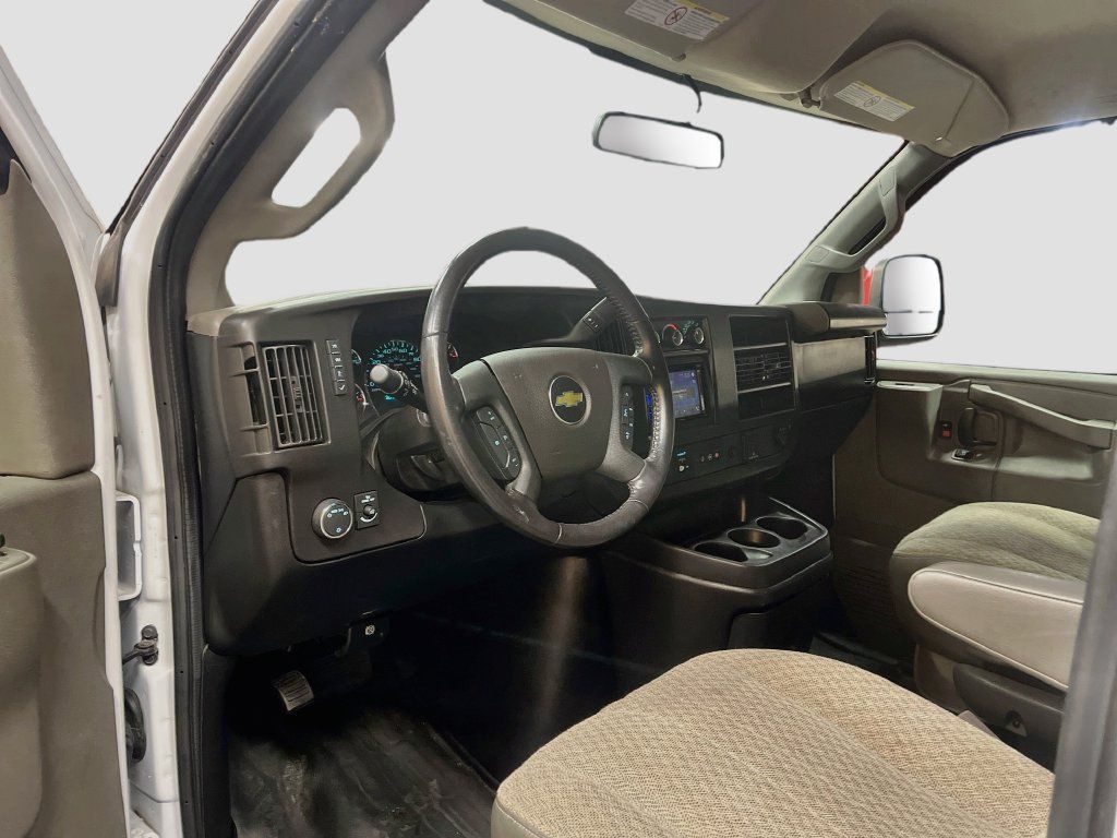 Used 2023 Chevrolet Express 2500 w/ Driver Convenience Package RWD image 9