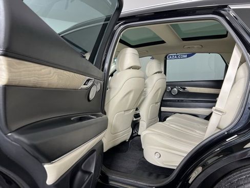 Used 2022 Genesis GV80 2.5T w/ Advanced Package 02 image 14