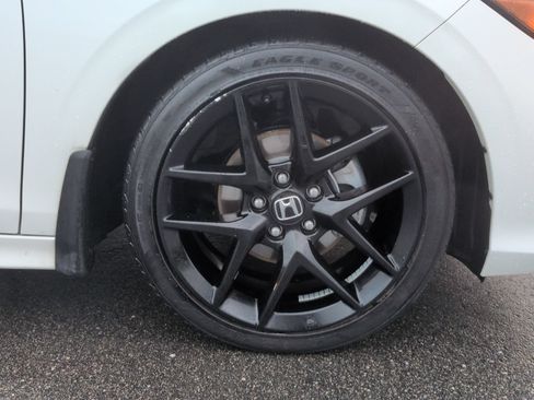 Used 2025 Honda Civic Sport image 11