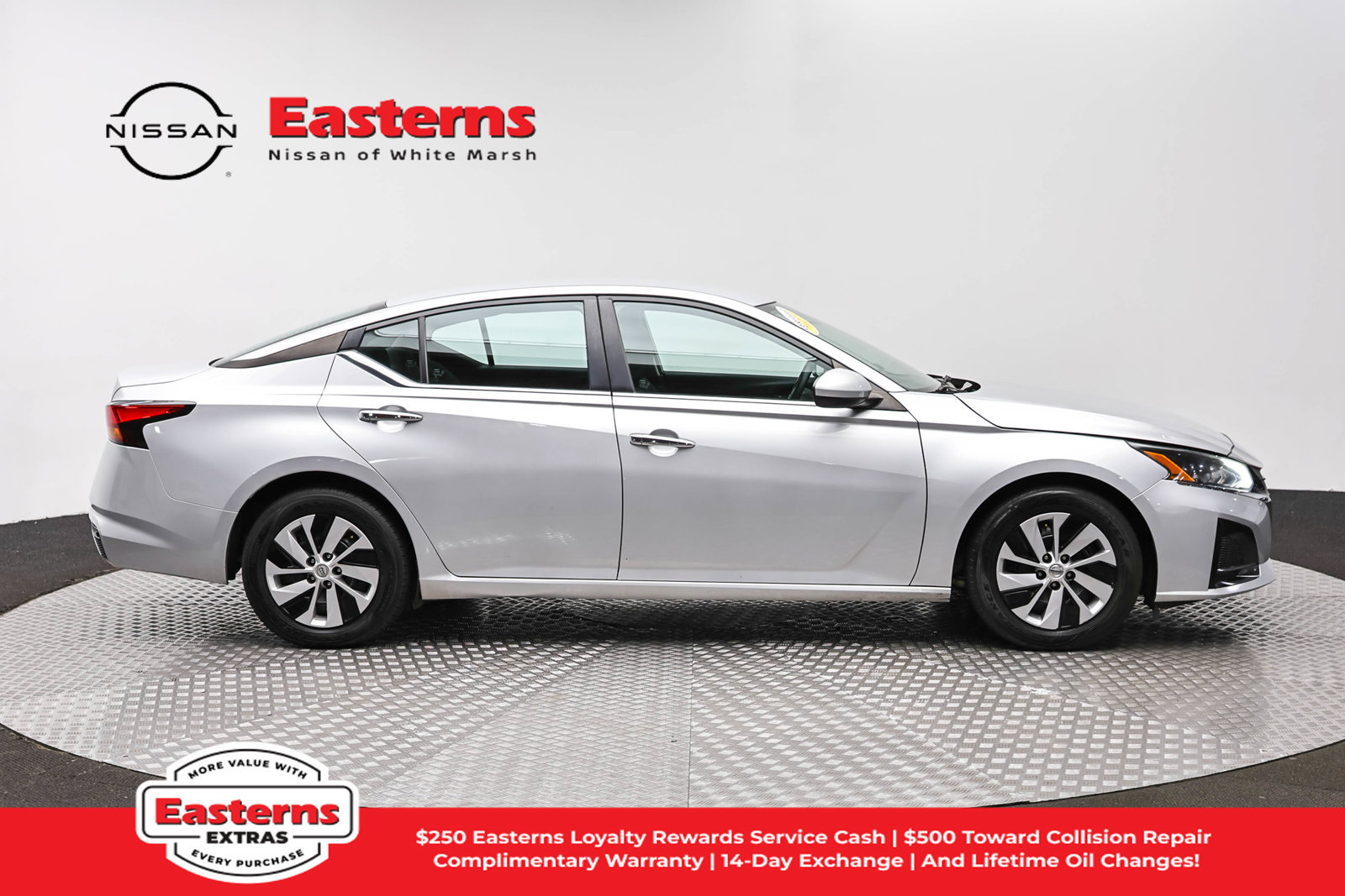 Used 2023 Nissan Altima 2.5 S FWD image 4