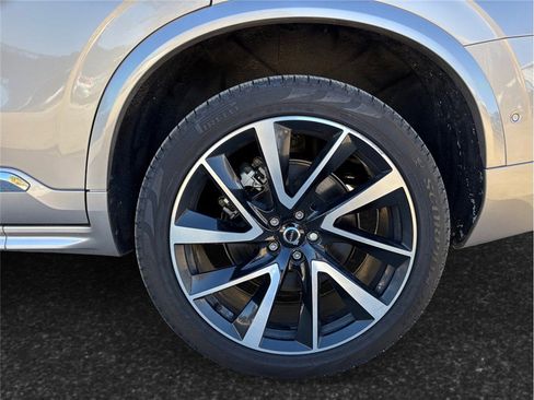 Used 2023 Volvo XC90 B5 Plus Bright image 15