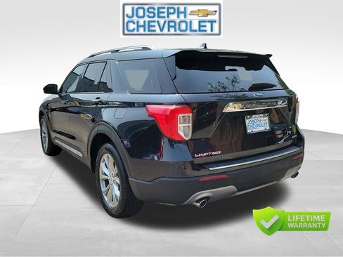 Used 2023 Ford Explorer Limited w/ Equipment Group 301A AWD/4WD image 3