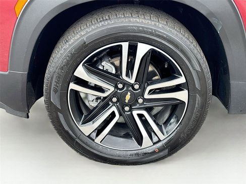 Used 2023 Chevrolet TrailBlazer LT w/ Convenience Package image 29