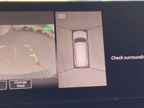 Used 2024 Nissan Armada Platinum w/ Captain's Chairs Package image 52