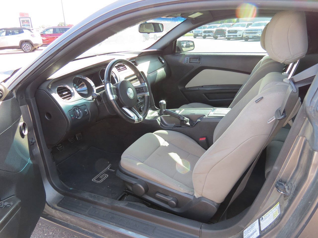 Used 2013 Ford Mustang GT w/ Security Pkg RWD image 8
