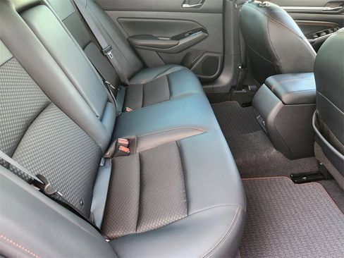 Used 2023 Nissan Altima 2.5 SR image 31