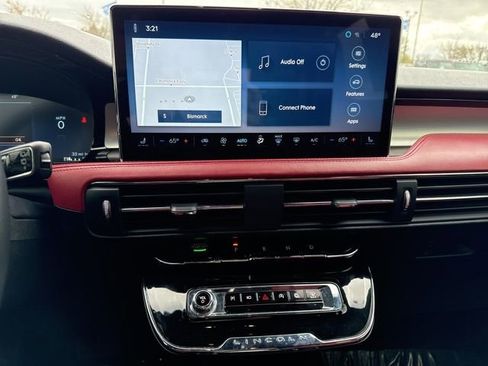 Used 2023 Lincoln Corsair Reserve w/ Rear Removable Package Tray AWD/4WD image 16