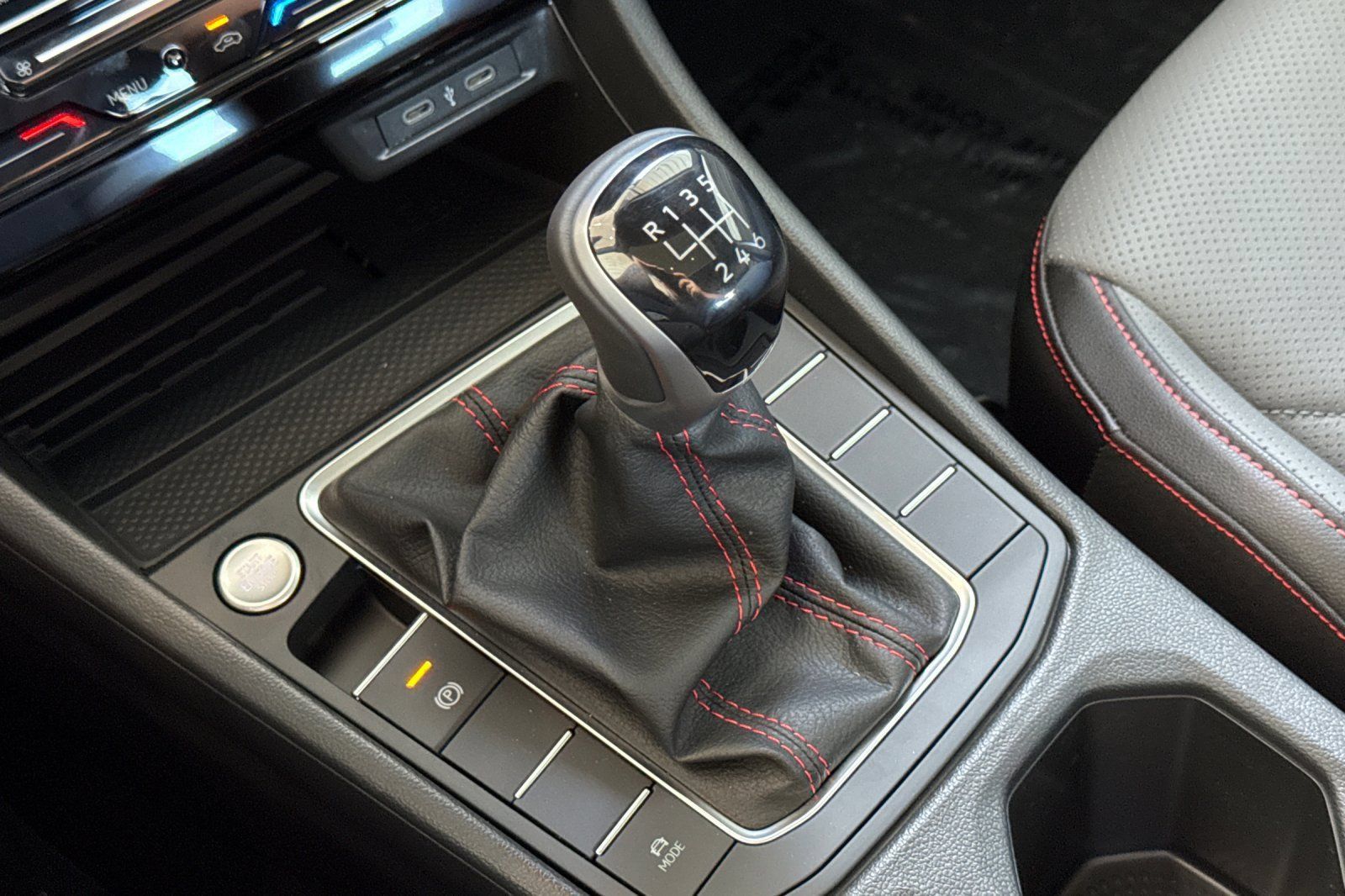 New 2026 Volkswagen Jetta GLI Autobahn FWD image 19