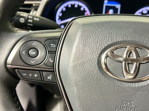 Used 2024 Toyota Camry SE FWD image 18
