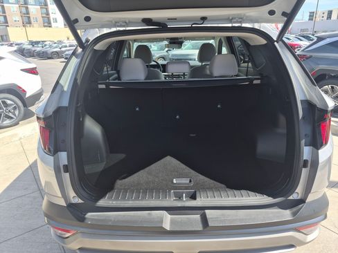 Used 2025 Hyundai Tucson SEL AWD/4WD image 29