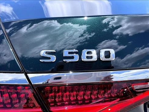 New 2026 Mercedes-Benz S 580 4MATIC Sedan image 28
