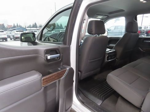 Used 2022 GMC Sierra 1500 Elevation w/ Preferred Package image 19