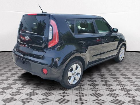 Used 2017 Kia Soul w/ Convenience Package FWD image 6