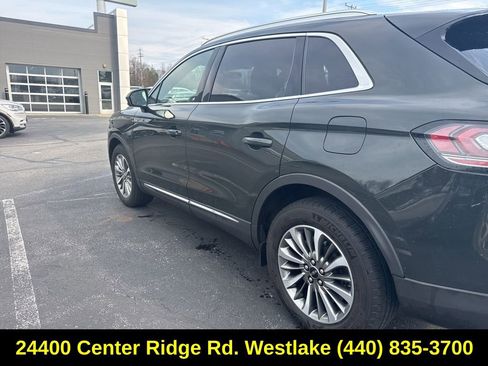 Used 2022 Lincoln Nautilus Reserve image 6