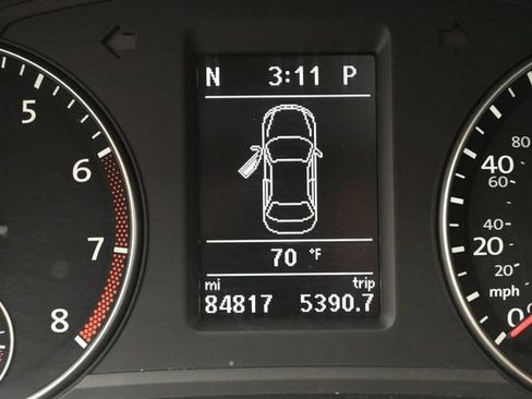 Used 2015 Volkswagen Passat 1.8T Sport FWD image 13