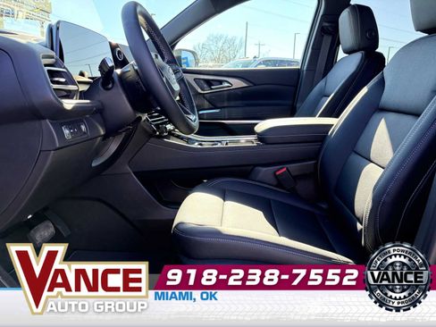 New 2026 Chevrolet Traverse LT FWD image 11