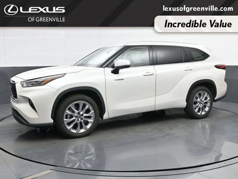 Used 2021 Toyota Highlander Limited FWD image 4