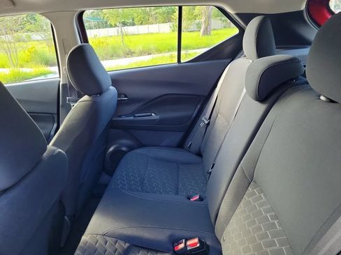 Used 2023 Nissan Kicks SV FWD image 14