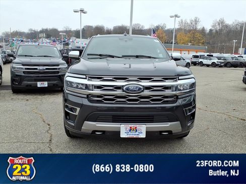 Certified 2023 Ford Expedition Platinum image 2