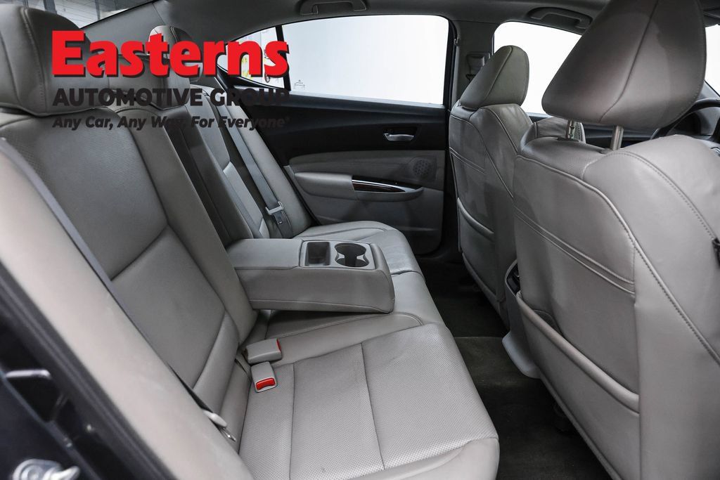 Used 2015 Acura TLX w/ Technology Package FWD image 24