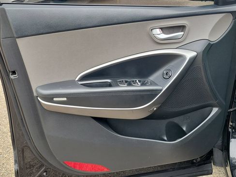 Used 2018 Hyundai Santa Fe Sport w/ 2.4L Value Package 02 FWD image 20