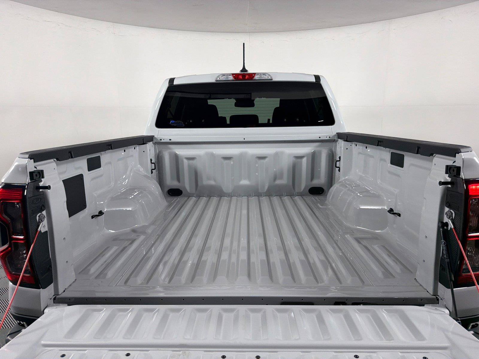 New 2026 Ford Ranger XLT w/ Technology Package AWD/4WD image 18