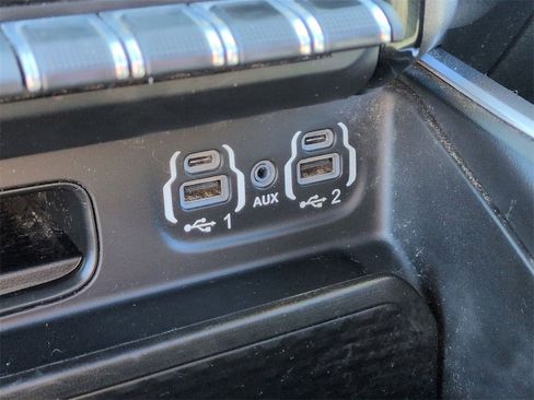 Used 2021 RAM 1500 Big Horn image 25