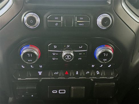 Used 2022 GMC Sierra 2500 AT4 w/ Gooseneck/5TH Wheel Package image 18