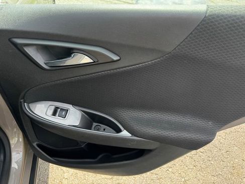 Used 2024 Chevrolet Malibu LT FWD image 13