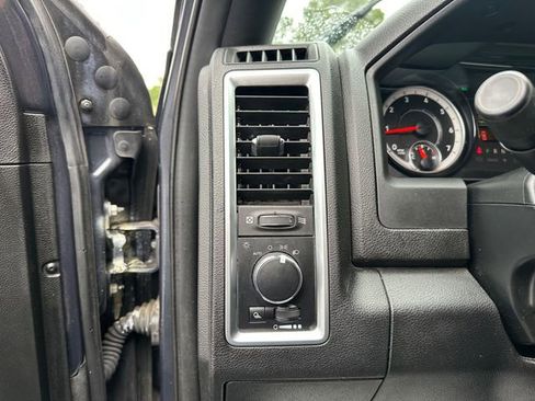 Used 2021 RAM 1500 Classic Warlock AWD/4WD image 21
