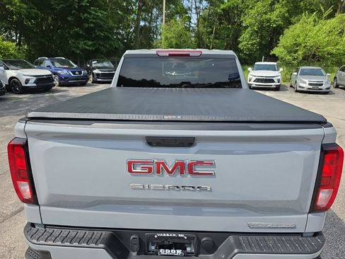 Used 2024 GMC Sierra 1500 Elevation AWD/4WD image 7