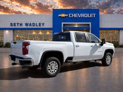 Used 2023 Chevrolet Silverado 2500 LT w/ Convenience Package AWD/4WD image 7